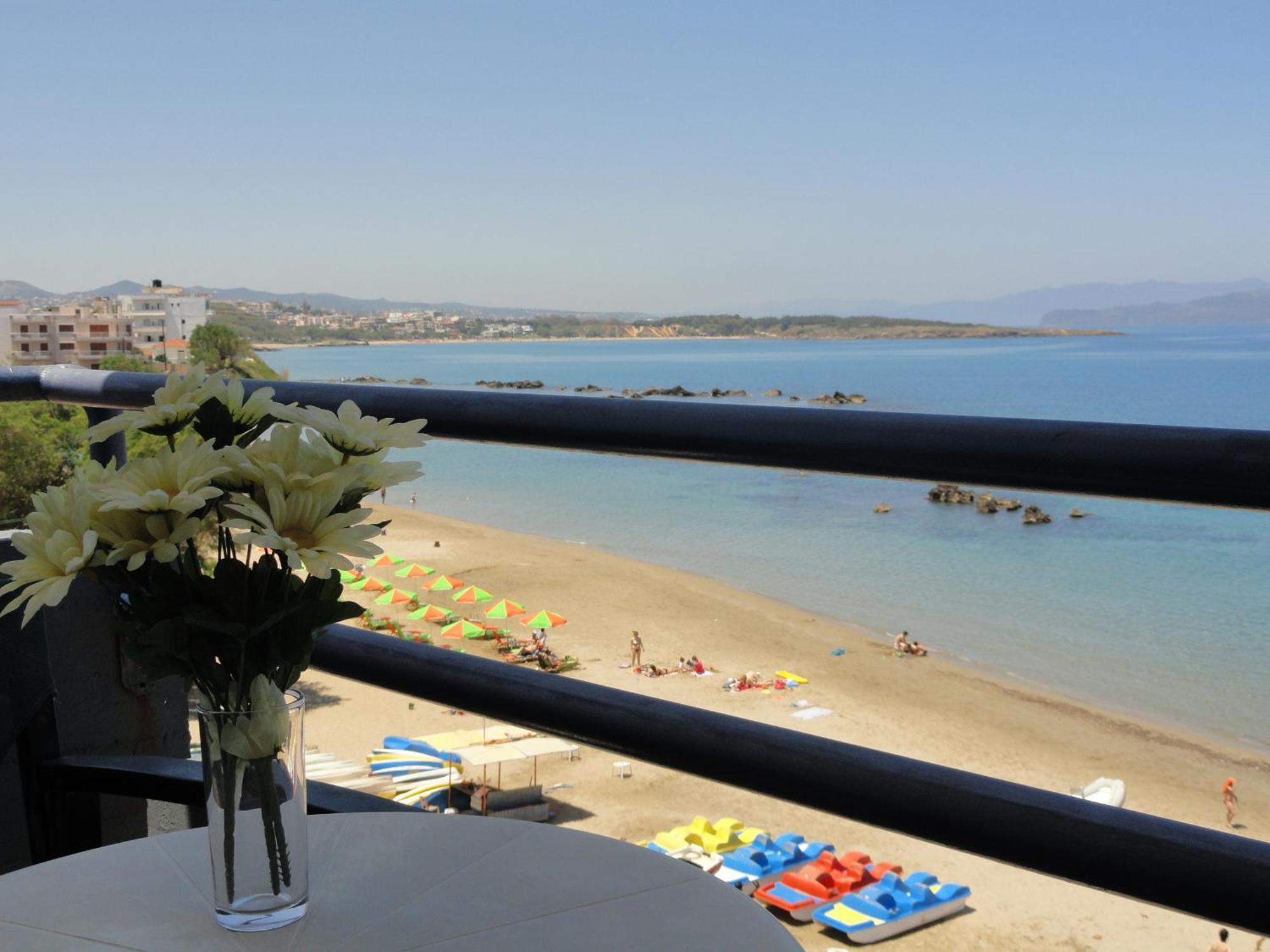 Danaos Hotel ハニア エクステリア 写真