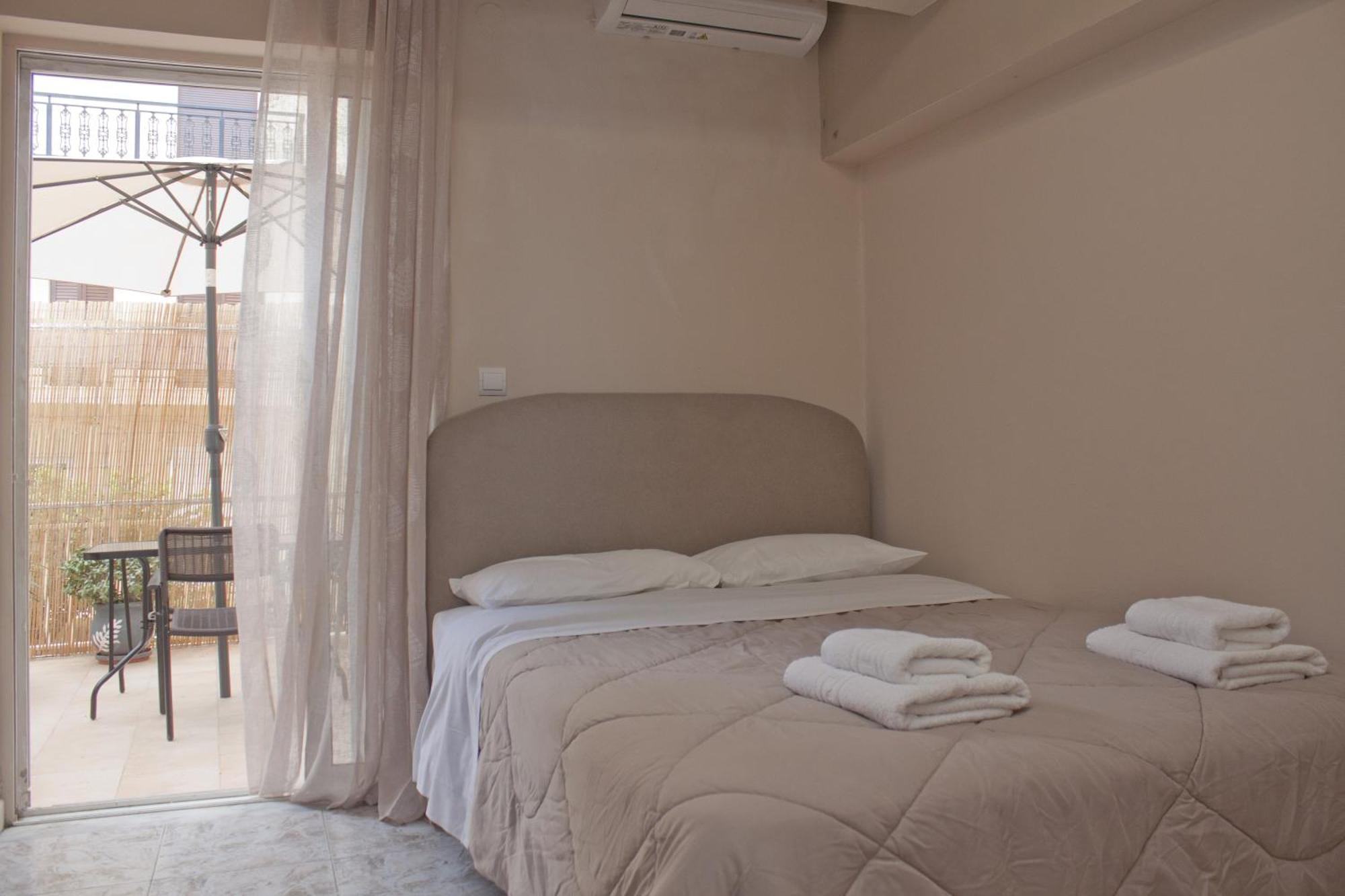 Danaos Hotel ハニア エクステリア 写真