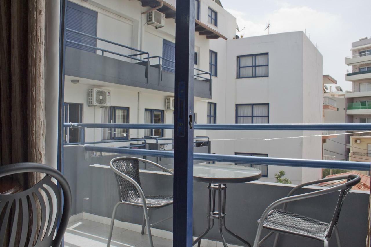 Danaos Hotel ハニア エクステリア 写真