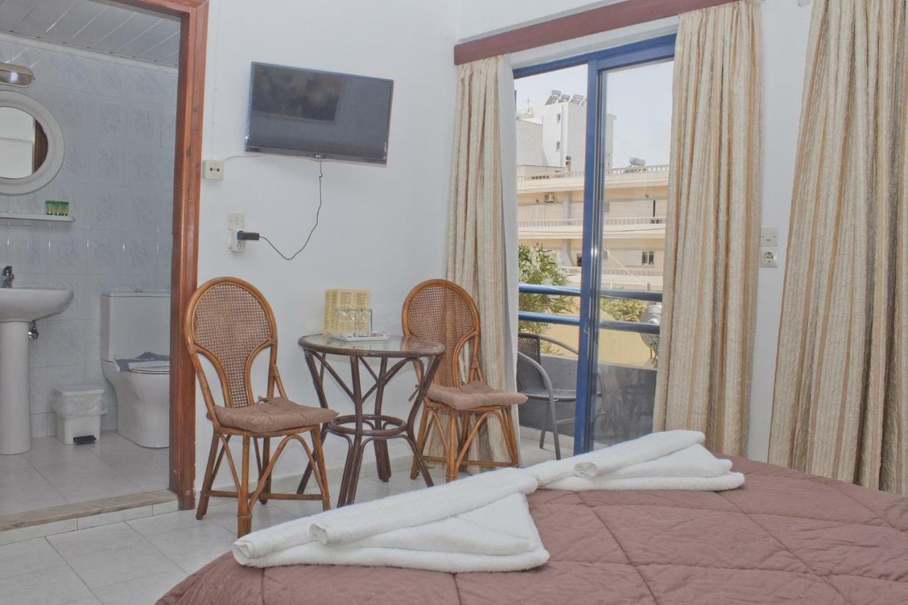 Danaos Hotel ハニア エクステリア 写真